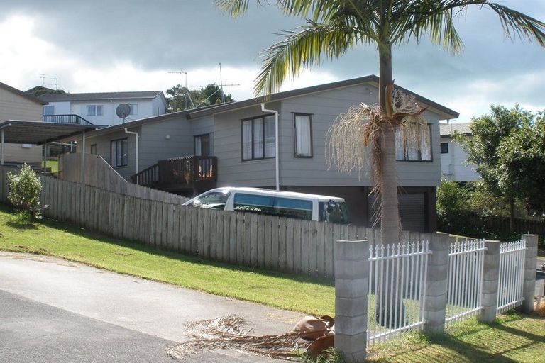 Photo of property in 42 Sandgate Avenue, Botany Downs, Auckland, 2010
