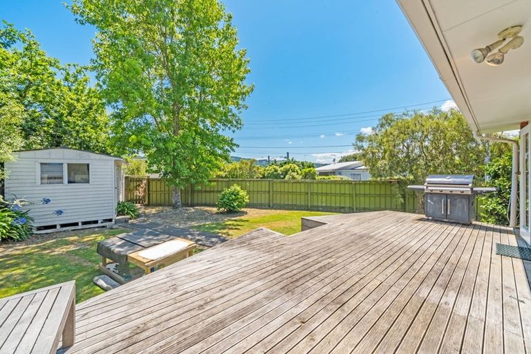 Photo of property in 11 Terminus Street, Silverstream, Upper Hutt, 5019