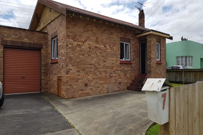 Photo of property in 7 Ganges Avenue, Mangere East, Auckland, 2024