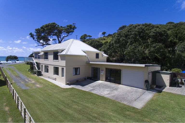Photo of property in 1305c Matapouri Road, Matapouri, Whangarei, 0173