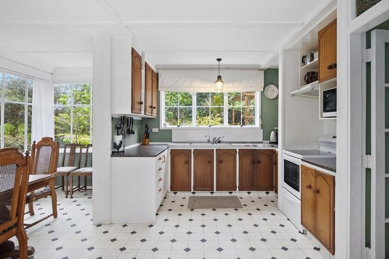 Photo of property in 2431 Awhitu Road, Awhitu, Waiuku, 2684