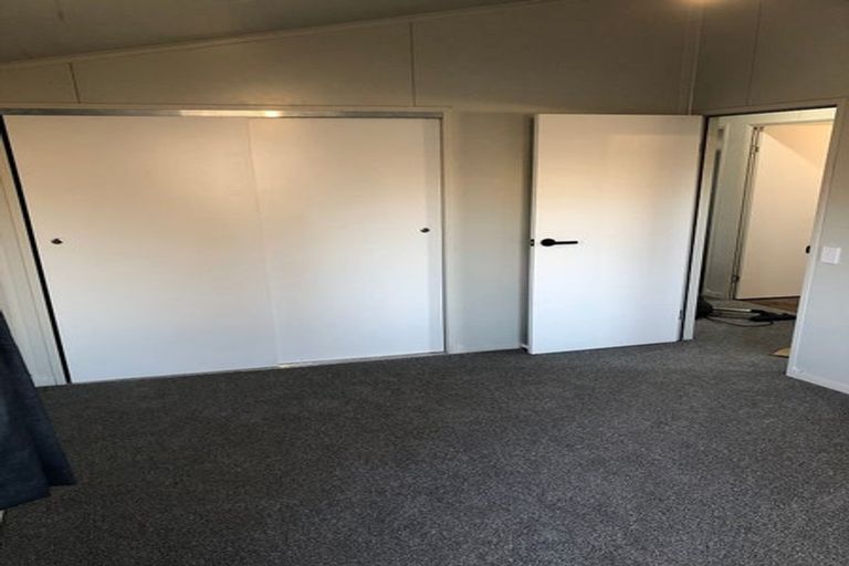 Photo of property in 104a Te Pene Avenue, Titahi Bay, Porirua, 5022