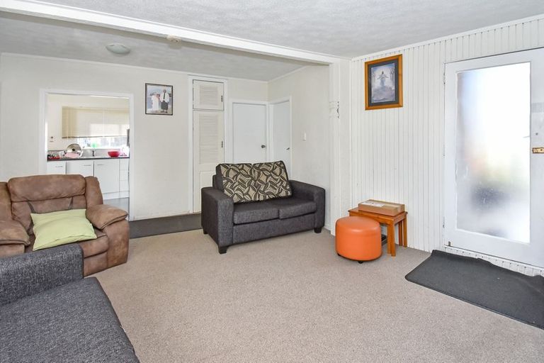 Photo of property in 3 Ross Avenue, Papatoetoe, Auckland, 2025