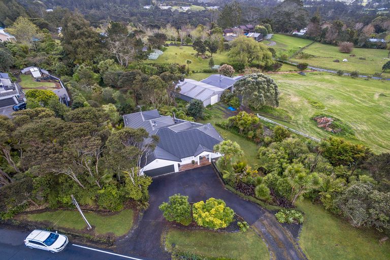 Photo of property in 177 Shaw Road, Oratia, Auckland, 0604