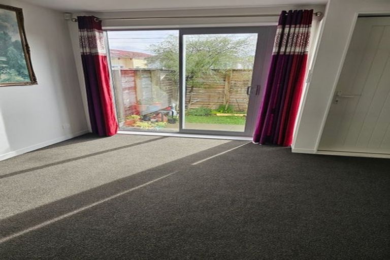 Photo of property in 9/24 Princess Terrace, Newtown, Wellington, 6021