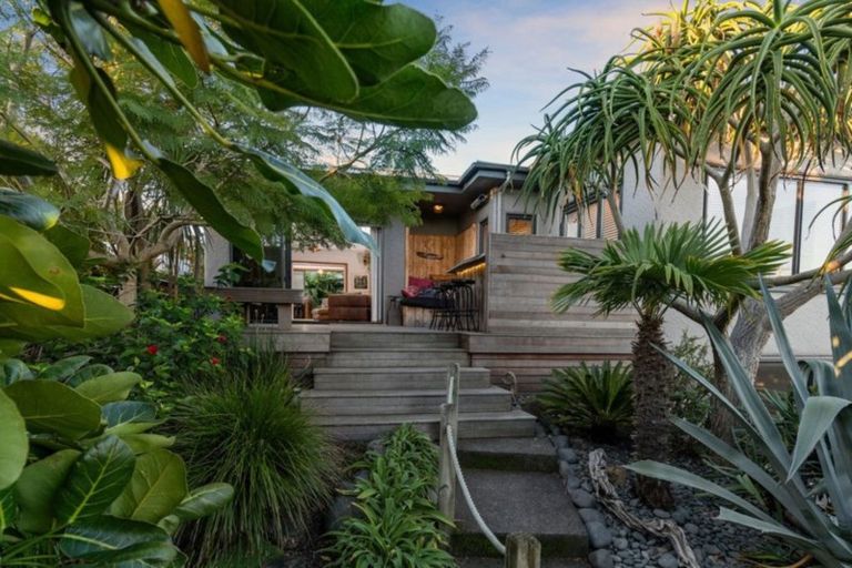 Photo of property in 55 Pitau Road, Mount Maunganui, 3116