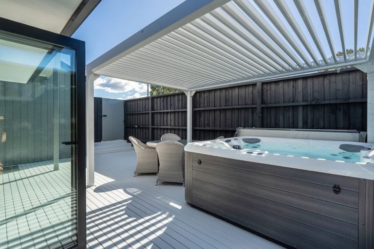 Photo of property in 11 Coventry Way, Long Bay, Auckland, 0630