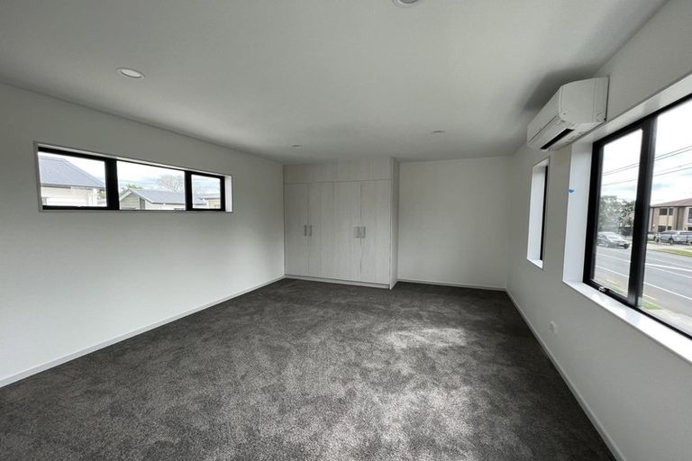 Photo of property in 2 Matukutureia Lane, Manurewa, Auckland, 2102