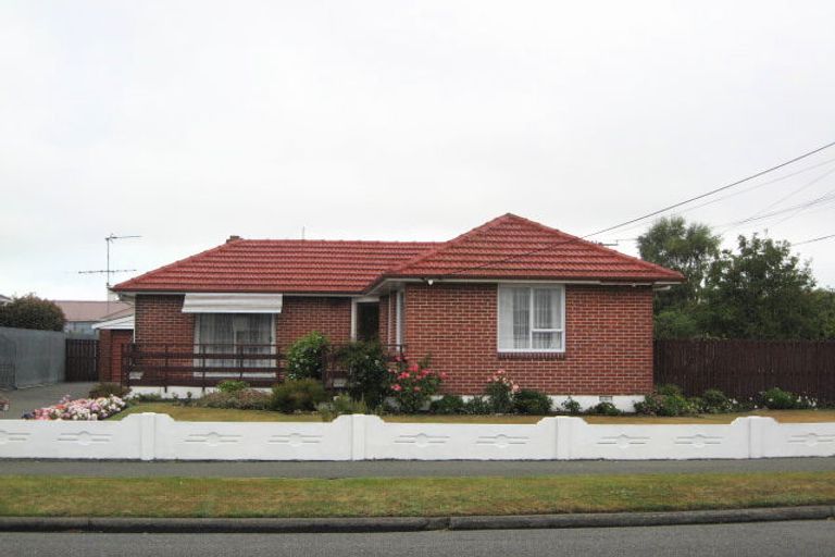 Photo of property in 158 Gayhurst Road, Dallington, Christchurch, 8061