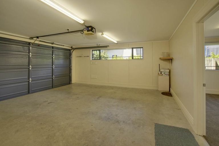 Photo of property in 2 Ashdonleigh Grove, Stoke, Nelson, 7011