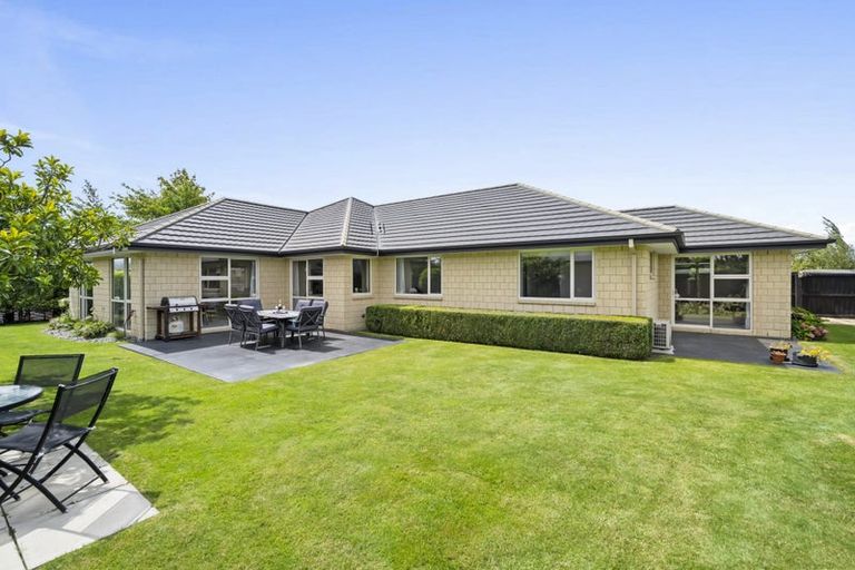 Photo of property in 14 Koura Drive, Rangiora, 7400