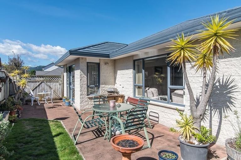 Photo of property in 12 San Priamo Place, Paraparaumu Beach, Paraparaumu, 5032