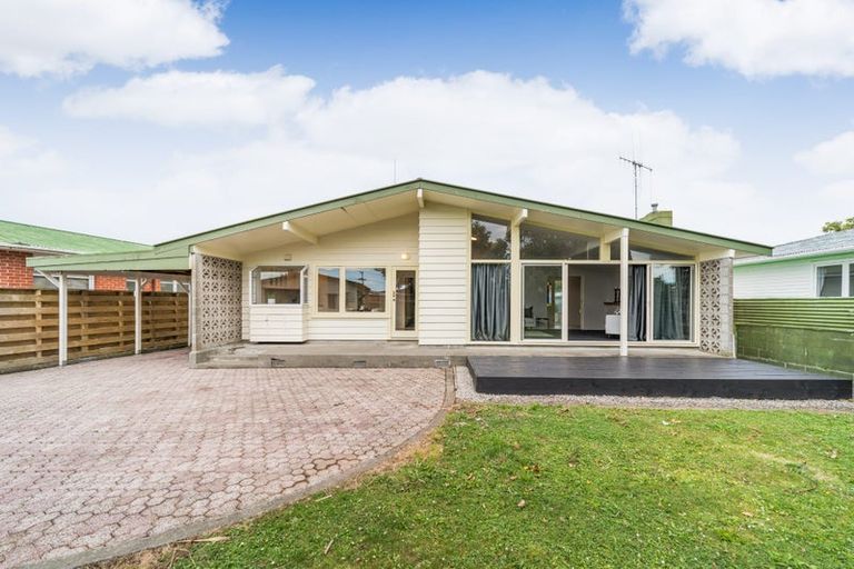 Photo of property in 19 Buick Crescent, Awapuni, Palmerston North, 4412