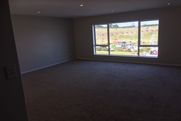 Photo of property in 65 Voyager Drive, Gulf Harbour, Whangaparaoa, 0930