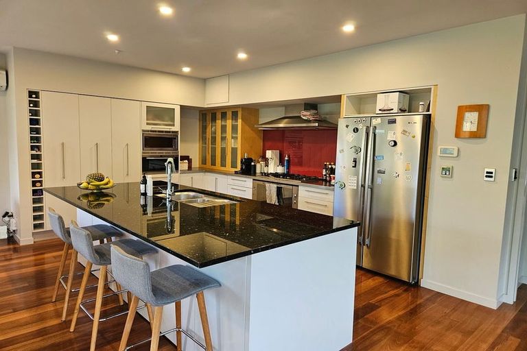 Photo of property in 41 Hikanui Drive, Havelock North, 4130