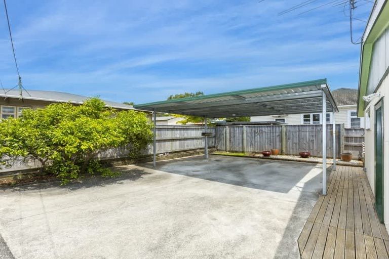 Photo of property in 398b Fergusson Drive, Heretaunga, Upper Hutt, 5018