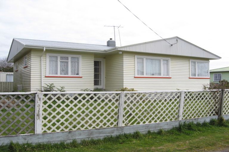 Photo of property in 18d Saxton Road, Upper Vogeltown, New Plymouth, 4310