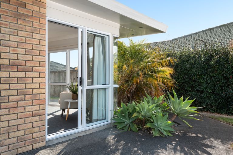 Photo of property in 18 Ocean Crest, Papamoa Beach, Papamoa, 3118