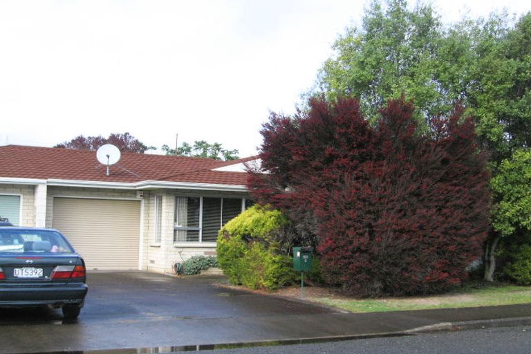 Photo of property in 1/206 Mcleod Street, Camberley, Hastings, 4120