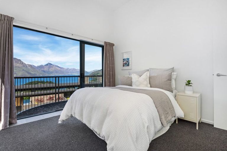 Photo of property in 1/43 Belfast Terrace, Queenstown, 9300