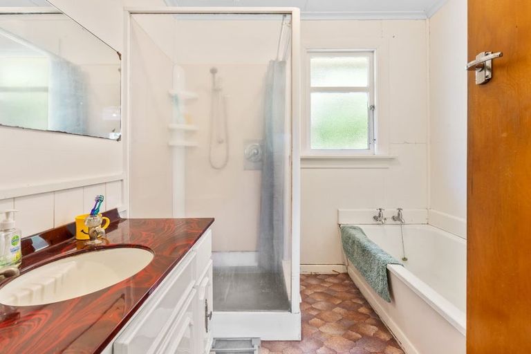 Photo of property in 9 Kaikorai Valley Road, Kaikorai, Dunedin, 9010