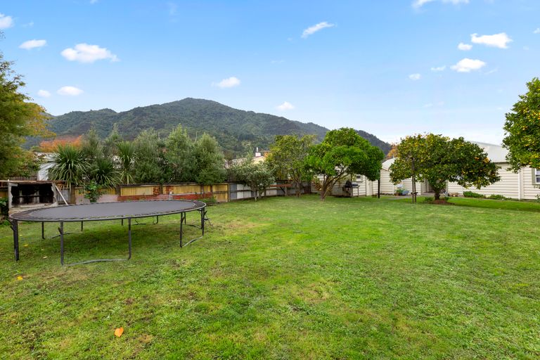 Photo of property in 8 Longfellow Street, Te Aroha, 3320