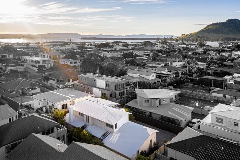 Photo of property in 28b Muricata Avenue, Mount Maunganui, 3116