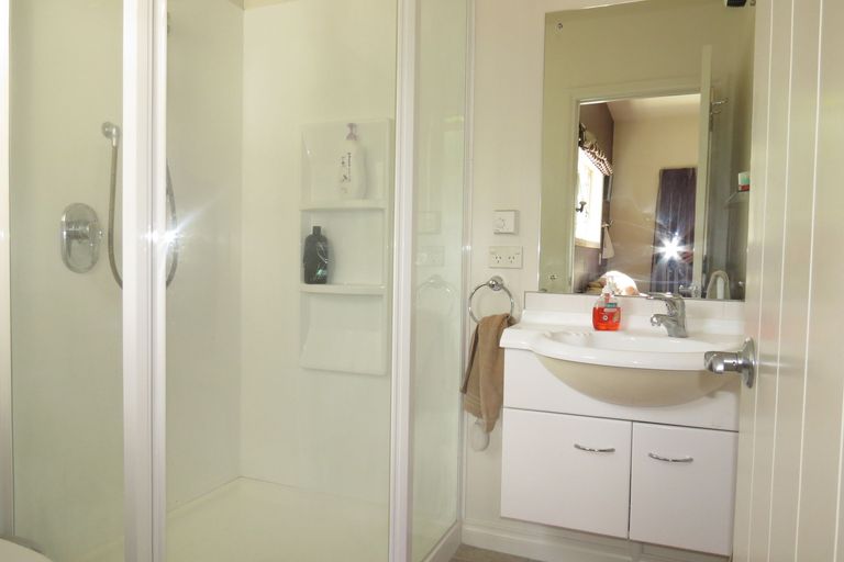 Photo of property in 22 Waenga Drive, Cromwell, 9310