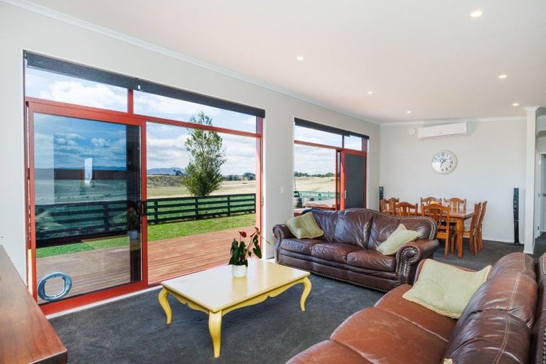 Photo of property in 107 Ashhurst Road, Bunnythorpe, Palmerston North, 4481