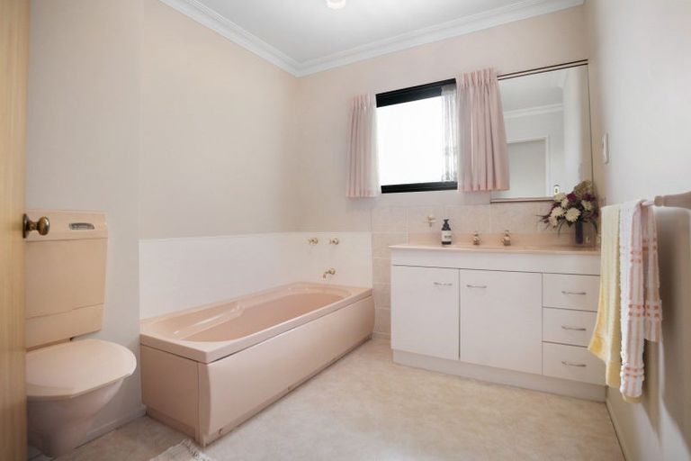 Photo of property in 2a Blundell Place, Katikati, 3129