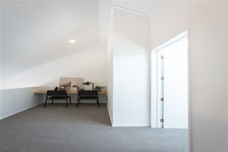 Photo of property in 2/24 Rookwood Avenue, New Brighton, Christchurch, 8083