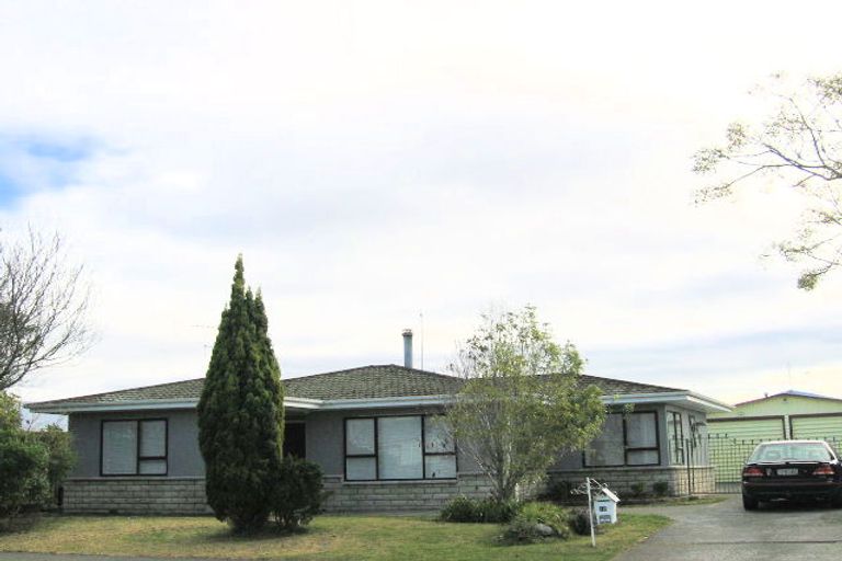 Photo of property in 15 Duckworth Crescent, Greenmeadows, Napier, 4112