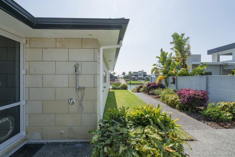 Photo of property in 30 Hei Esplanade, Whitianga, 3510