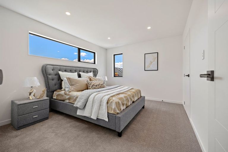 Photo of property in 4 Dorset Down Drive, Karaka, 2580