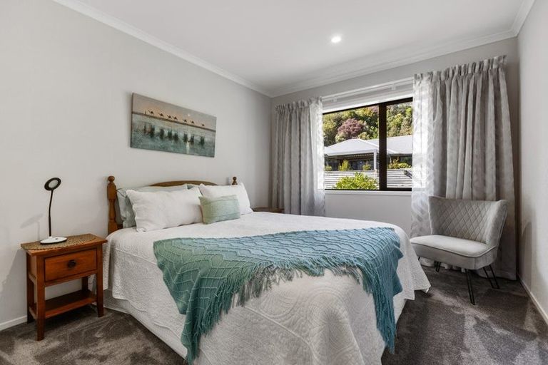 Photo of property in 7 Pike Place, Ferndale, New Plymouth, 4310
