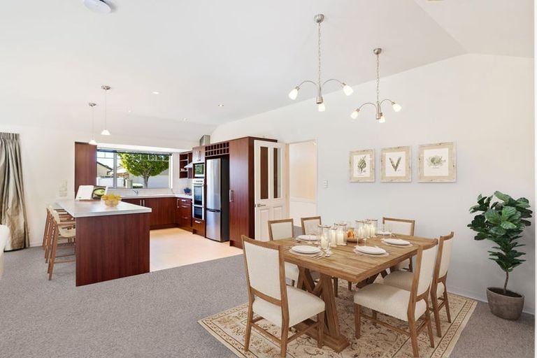 Photo of property in 27 Cridland Place, Halswell, Christchurch, 8025