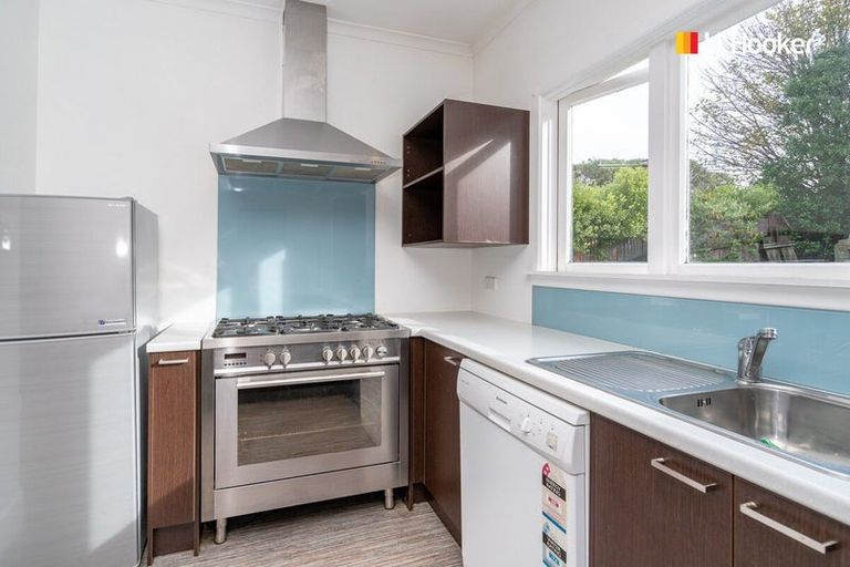 Photo of property in 27 Oakland Street, Andersons Bay, Dunedin, 9013