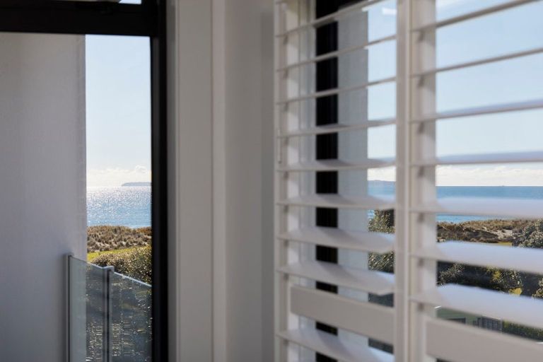 Photo of property in 1015 Papamoa Beach Road, Papamoa Beach, Papamoa, 3118