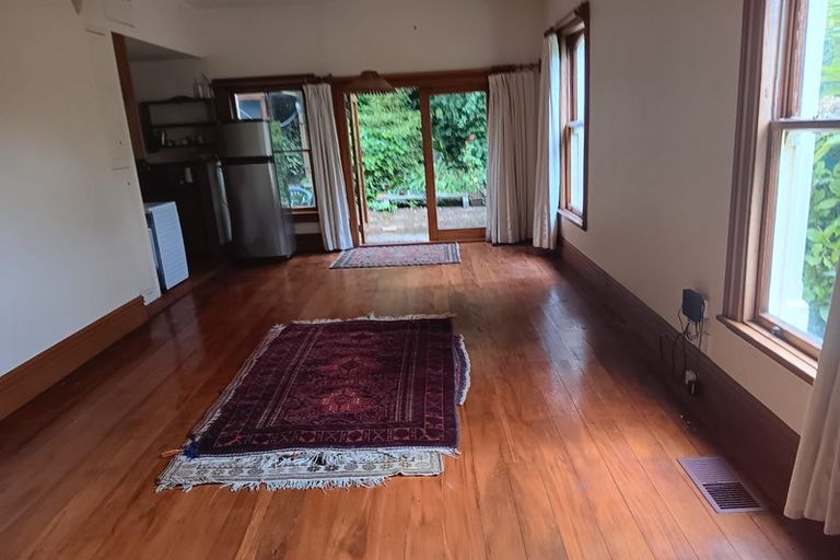 Photo of property in 90 Glenmore Street, Northland, Wellington, 6012