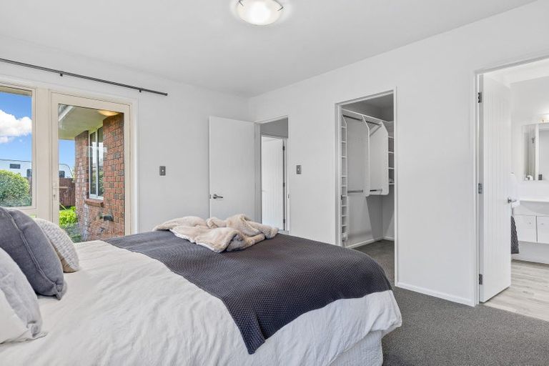 Photo of property in 7 Belgrove Place, Parklands, Christchurch, 8083