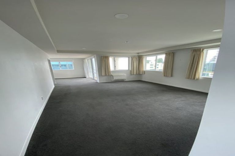 Photo of property in Beaumont Apartments, 14/12 Maunganui Road, Mount Maunganui, 3116