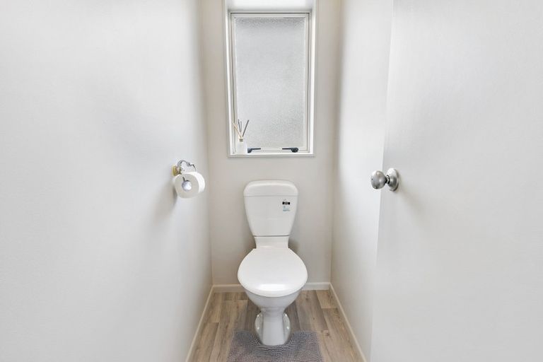 Photo of property in 1/23 Waitoa Street, Waiuku, 2123