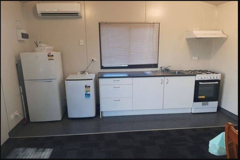 Photo of property in 56 Mackworth Street, Woolston, Christchurch, 8062