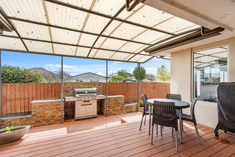 Photo of property in 92 Halberg Street, Dallington, Christchurch, 8061