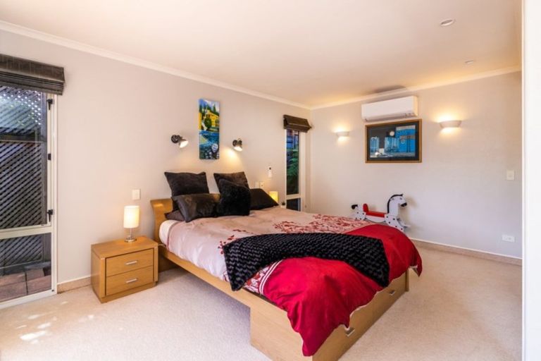 Photo of property in 2/36 Shepherd Road, Waipahihi, Taupo, 3330