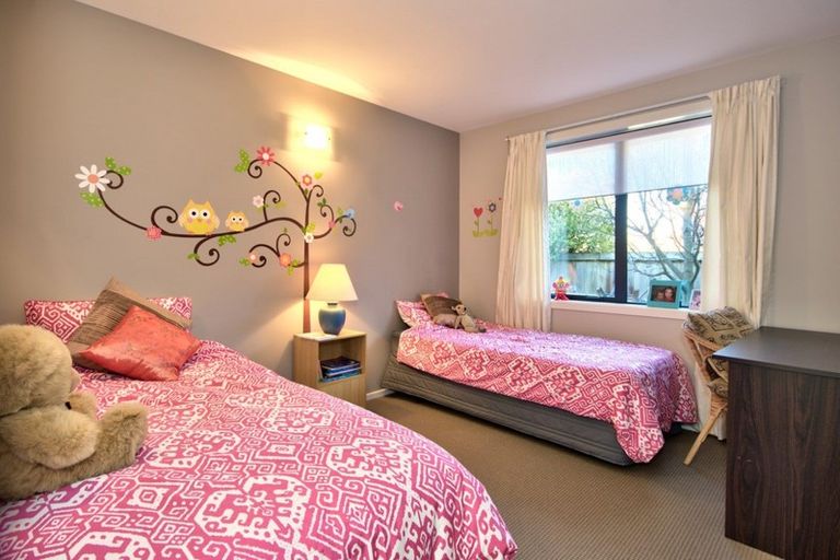 Photo of property in 14 Morning Star Terrace, Arthurs Point, Queenstown, 9371