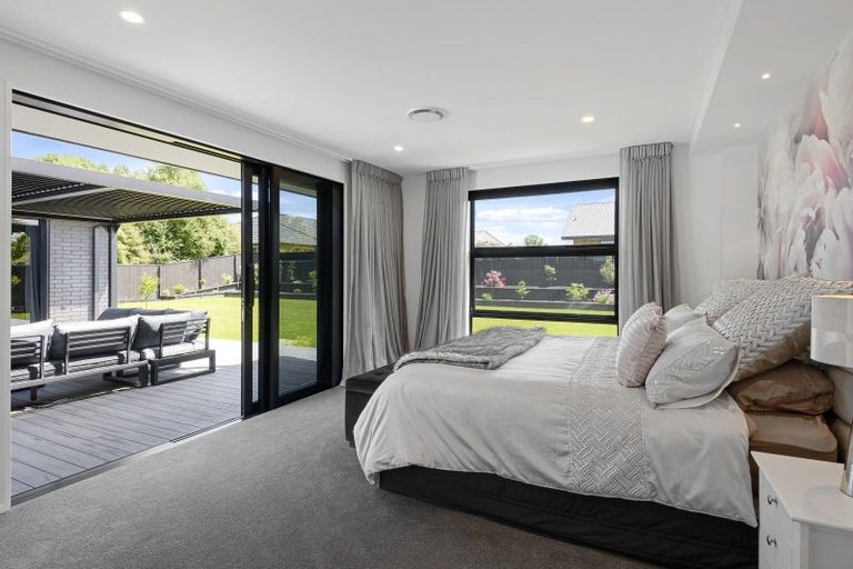 Photo of property in 173b West Belt, Rangiora, 7400