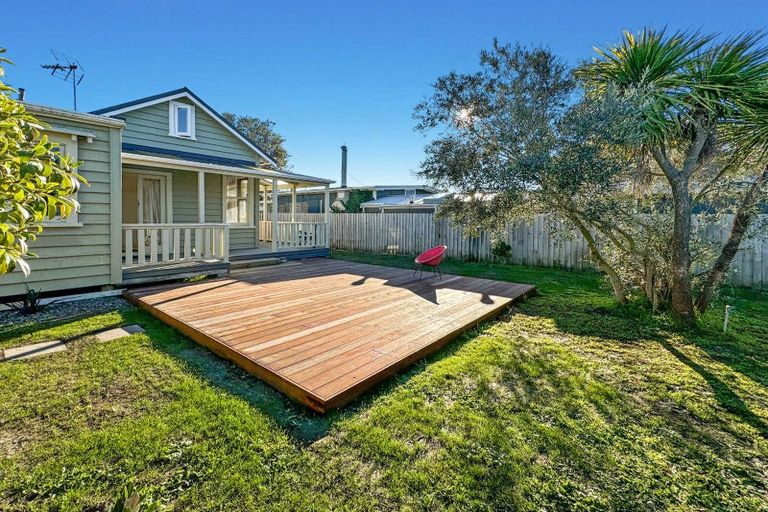 Photo of property in 209 Pine Avenue, South New Brighton, Christchurch, 8062