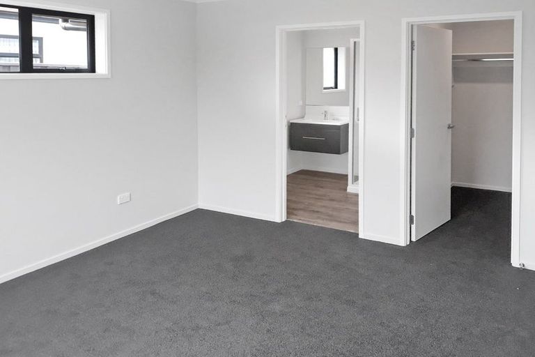 Photo of property in 44 Longcot Drive, Rolleston, 7615