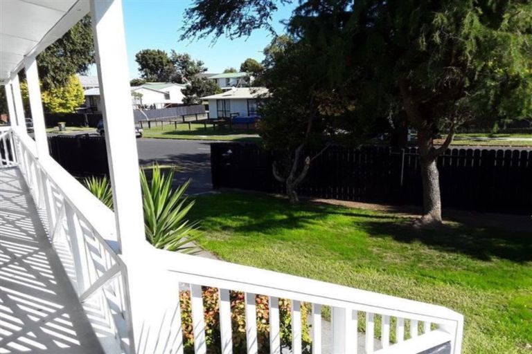 Photo of property in 1/19 Nearco Street, Randwick Park, Auckland, 2105